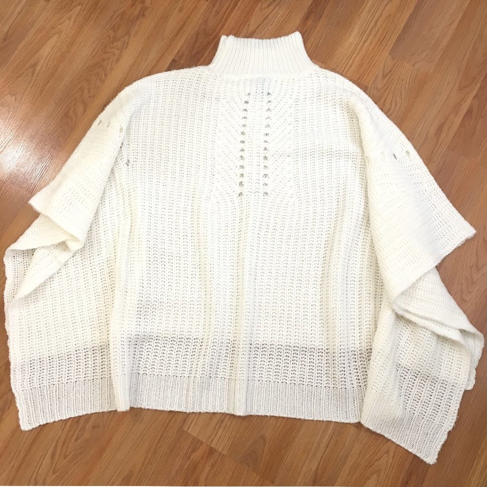 Francesca's ALYA Martha Turtleneck Knit Poncho Sweater Size S/M